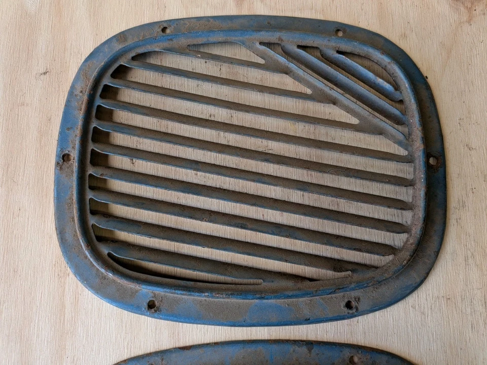 1959 1960 Cadillac Deville Fleetwood Eldorado kick Panel fresh air vent grills - Image 3 of 4