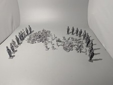 Vintage Cast Metal Toy Soldiers Army Men Figures Lot 4 