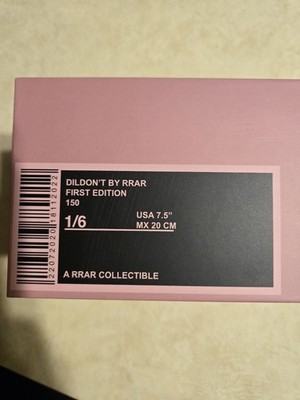 DILDON'T Olive Vinyl LE150 from RRAR Collectible  Designed by RODRIGO ROJI New