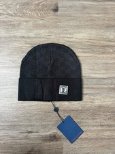 Louis Vuitton LV Logo Patch Black Men s Beani...