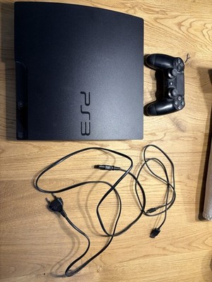 Sony PS3 Playstation 3 Slim Konsole in schwarz mit einem Controller - 160GB