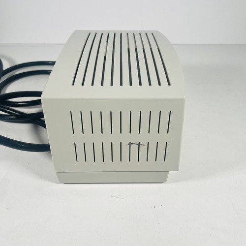 APC Automatic Voltage Regulator | LE1200 | Line-R 1200 Tested Working - Picture 8 of 10