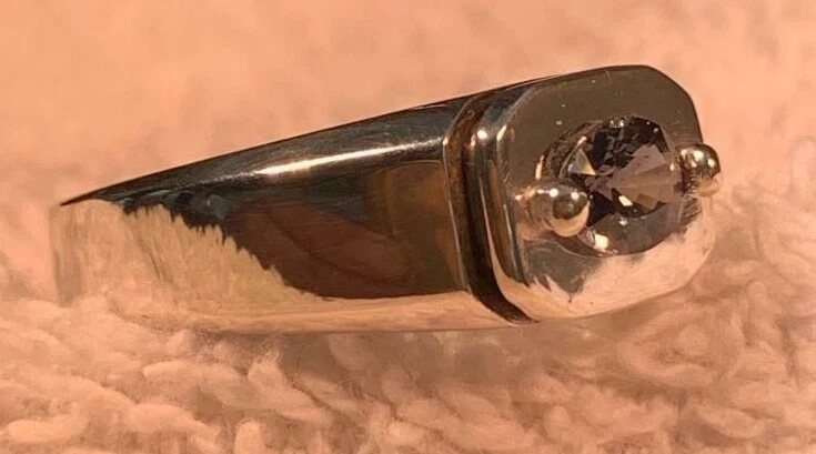 Silver hotsell grey spinel