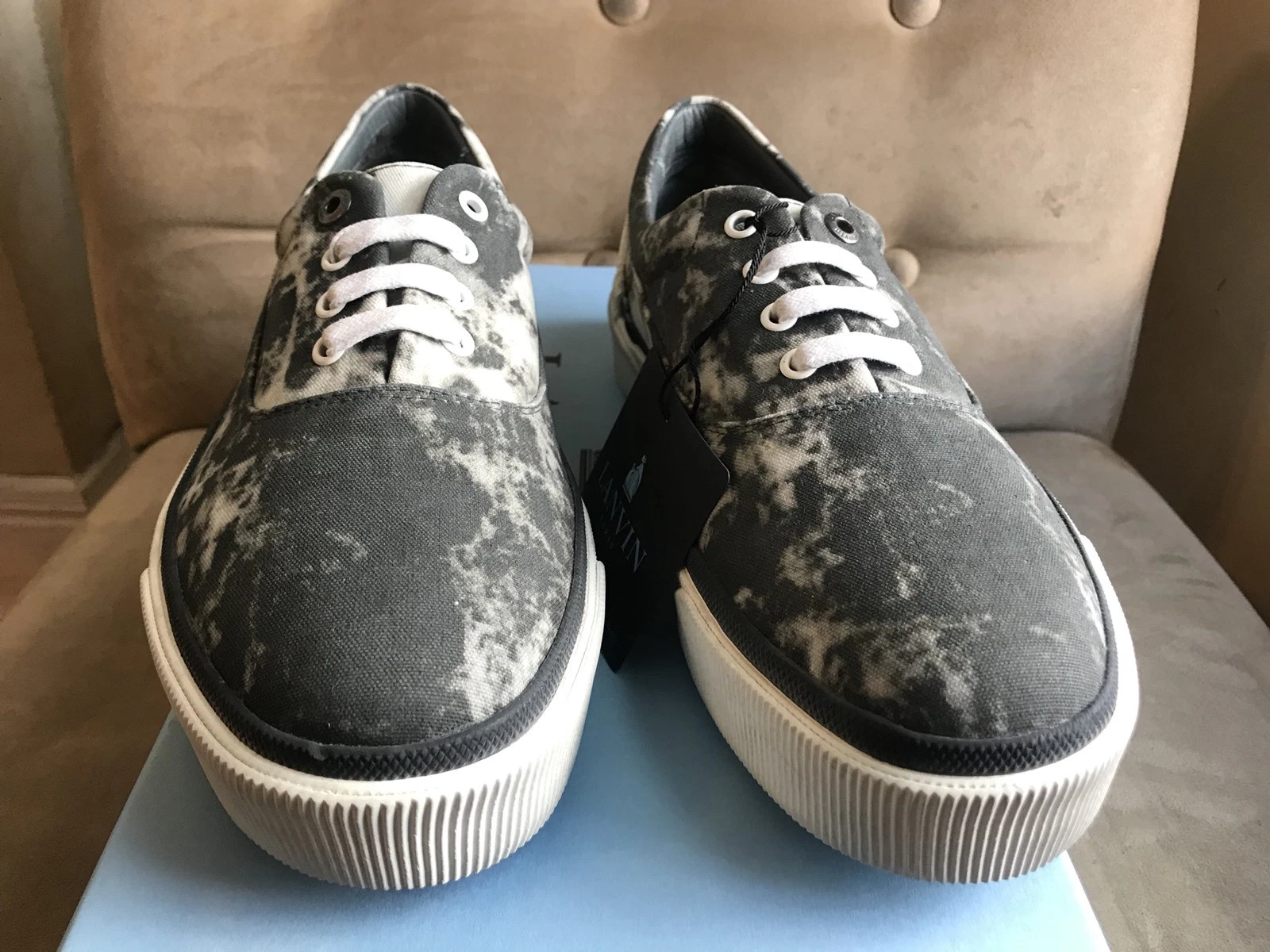 Lanvin — Lanvin Cold Grey Canvas Vulcanized Low Print Top Sneakers 9 42
