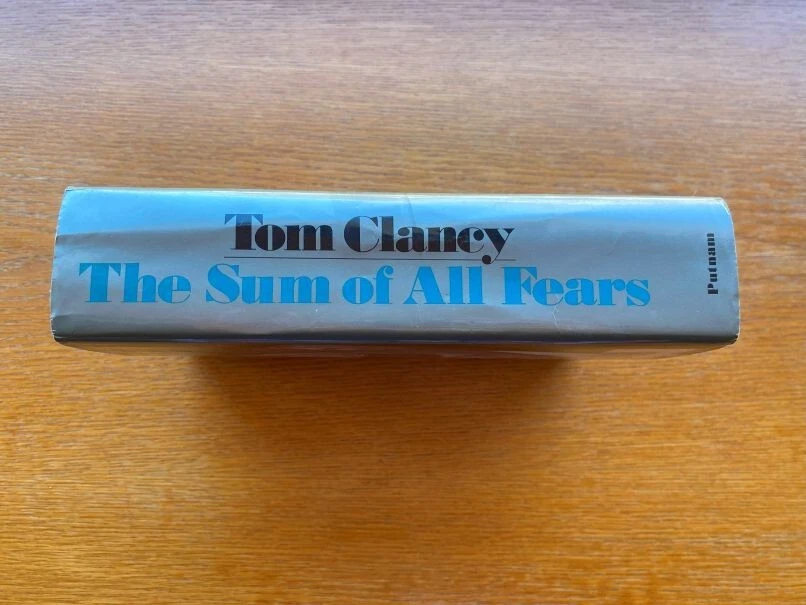 Tom Clancy The Sum of all Fears 1st US HC ed Good / Good — 第 2/4 张图片