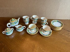 Vintage Nova Robbia Majolica Tea Set -- 8 Cups/Saucers, Teapot, Sugar, Creamer