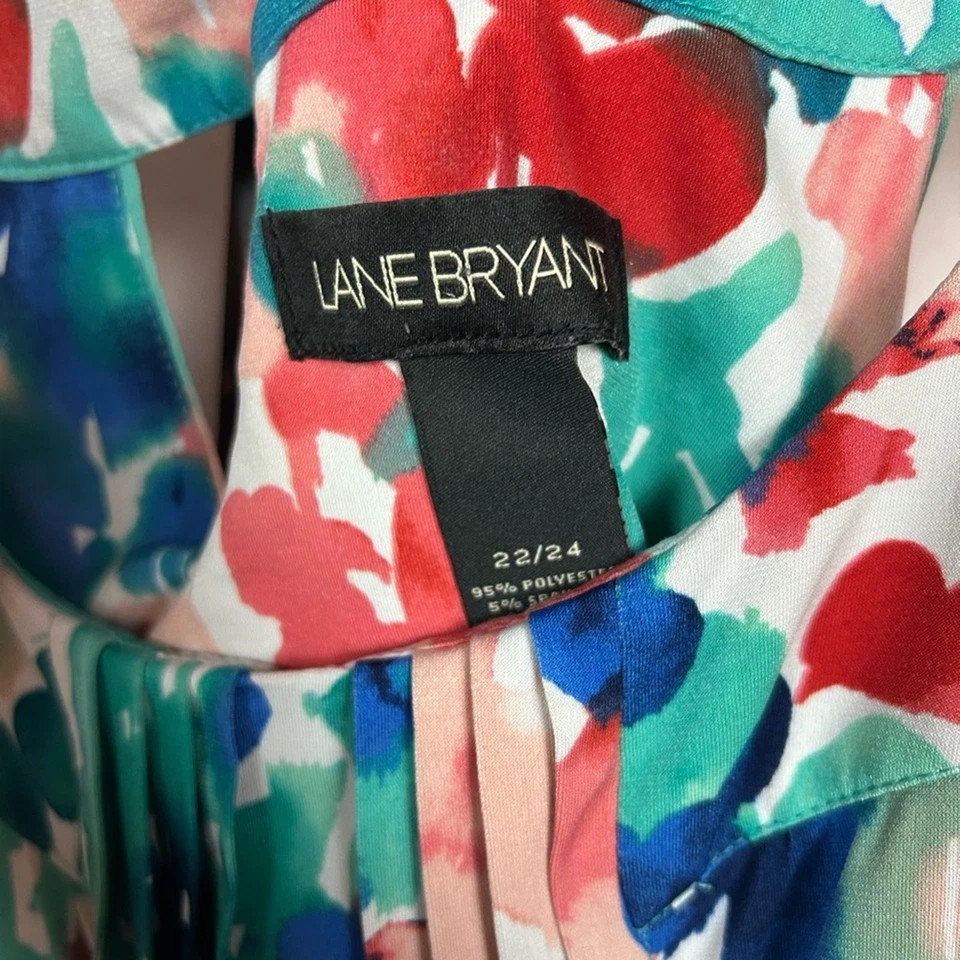 LANE BRYANT watercolor floral dress size 22 24 pleated neckline sleeveless 3X - Image 3 of 4