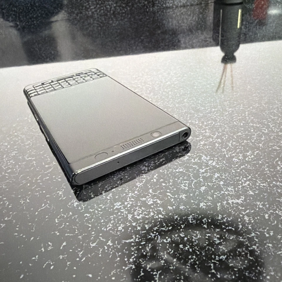 Blackberry Keyone Smartphone 32GB - Image 4 of 4