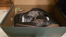 Roper Women's Ava Eagle Overlay Snip Toe Ankle Boots