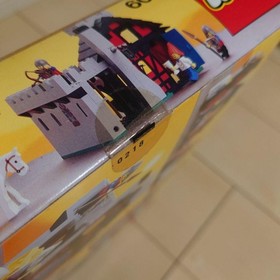 LEGO 6067 Guarded Inn Castle Series Lion Knights Vintage New Sealed Rare Set