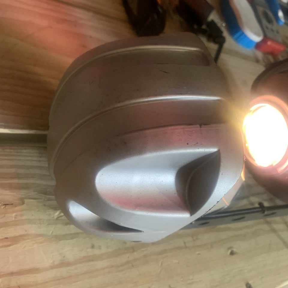 AMERICAN DJ ELECTRA 250 DJ MOONFLOWER EFFECT LIGHT - SOUND ACTIVATED MOTION - Image 4 of 4