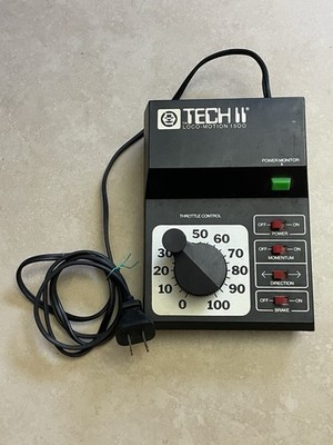 MRC Tech II Loco-Motion 1500 DC Train Controller