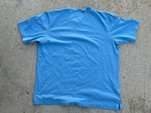 Tommy Bahama Relaxed Fit V-Neck Blue T-shirt Size Men's Large - Picture 2 of 7