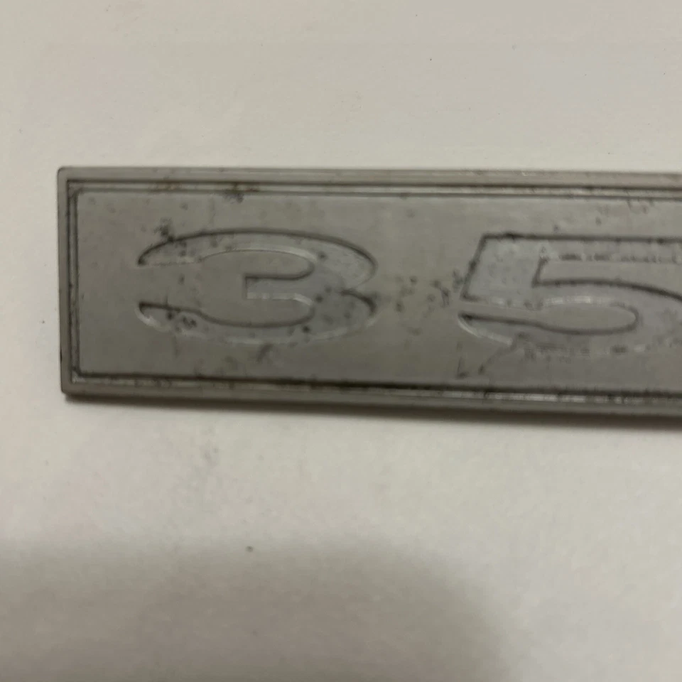 路虎 3500S 金属后备箱徽章 70 年代 — 第 2/4 张图片