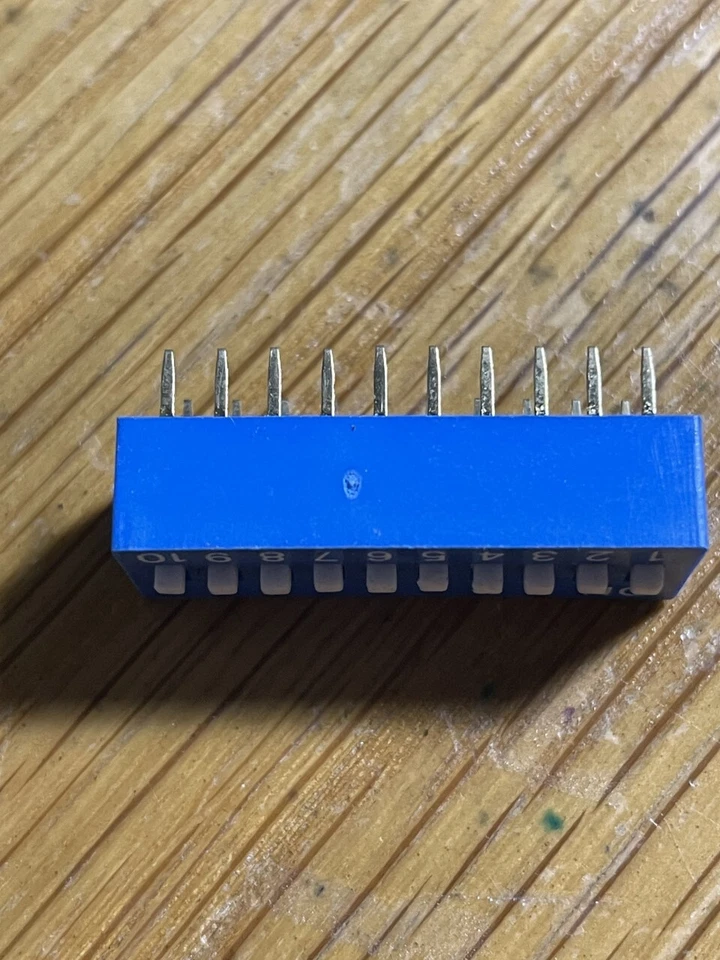 Lote de DIEZ (10) interruptores de inmersión P/N DSS10, 10 interruptores en paquete DIP de 20 pines Foto 2 de 2