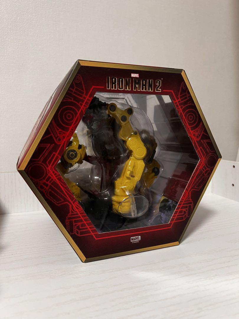 Hot Toys Cosbaby Iron Man Mark IV With Suit Up Gantry Figure New