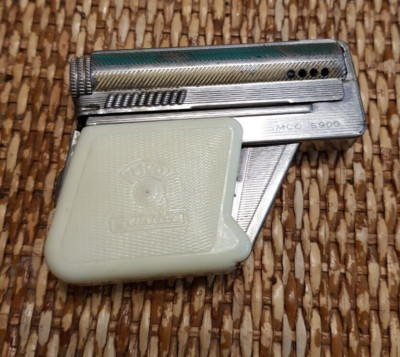 Rare Vintage IMCO GUNLITE 6900 Petrol Lighter white handle