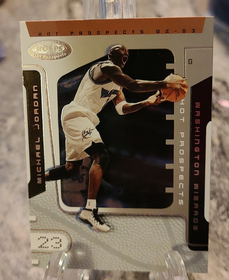 2002-03 Hoops Hot Prospects Michael Jordan #34 HOF