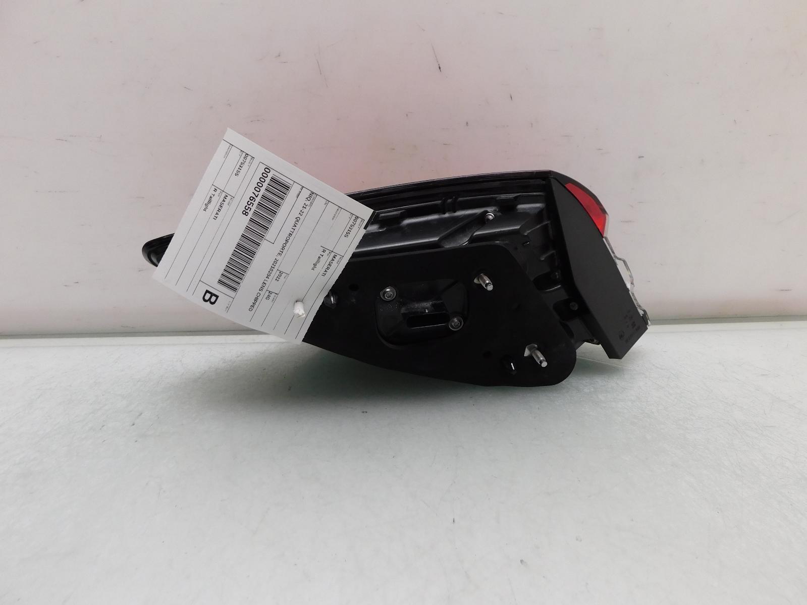 MASERATI QUATTROPORTE RIGHT TAIL LIGHT 20210204 OEM 21 22 2021 2022