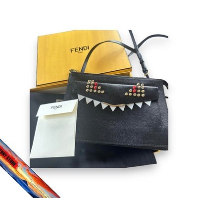 Fendi Monster Schultertasche Crossbody Handtasche Schwarz Leder Nieten...