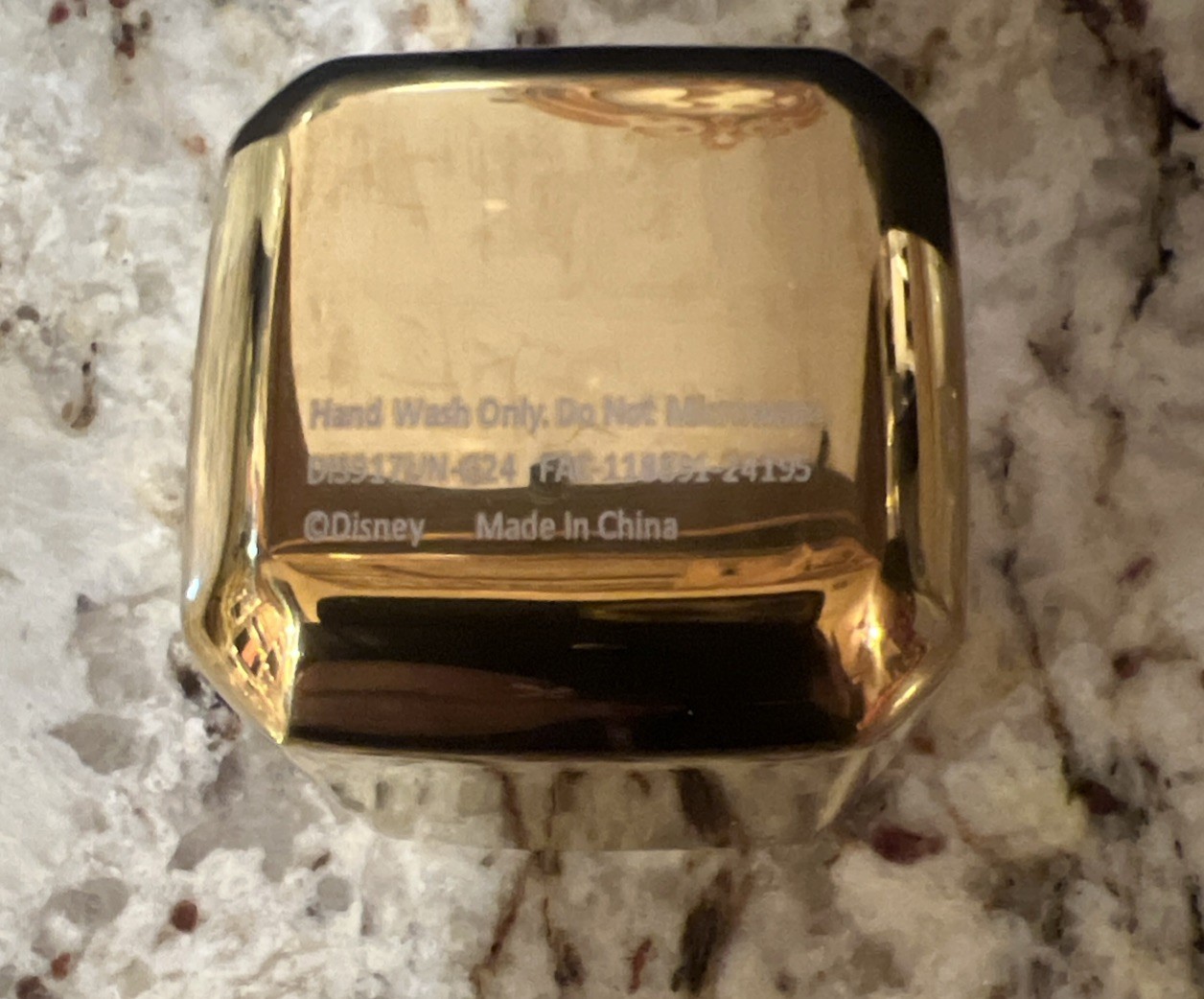 Club 33 Disneyland Exclusive Drink Cube - New - gold - Cool Drinks without Water