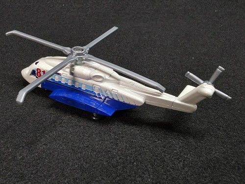 Matchbox Skybusters Sikorsky S-92 Helicopter - Picture 2 of 3