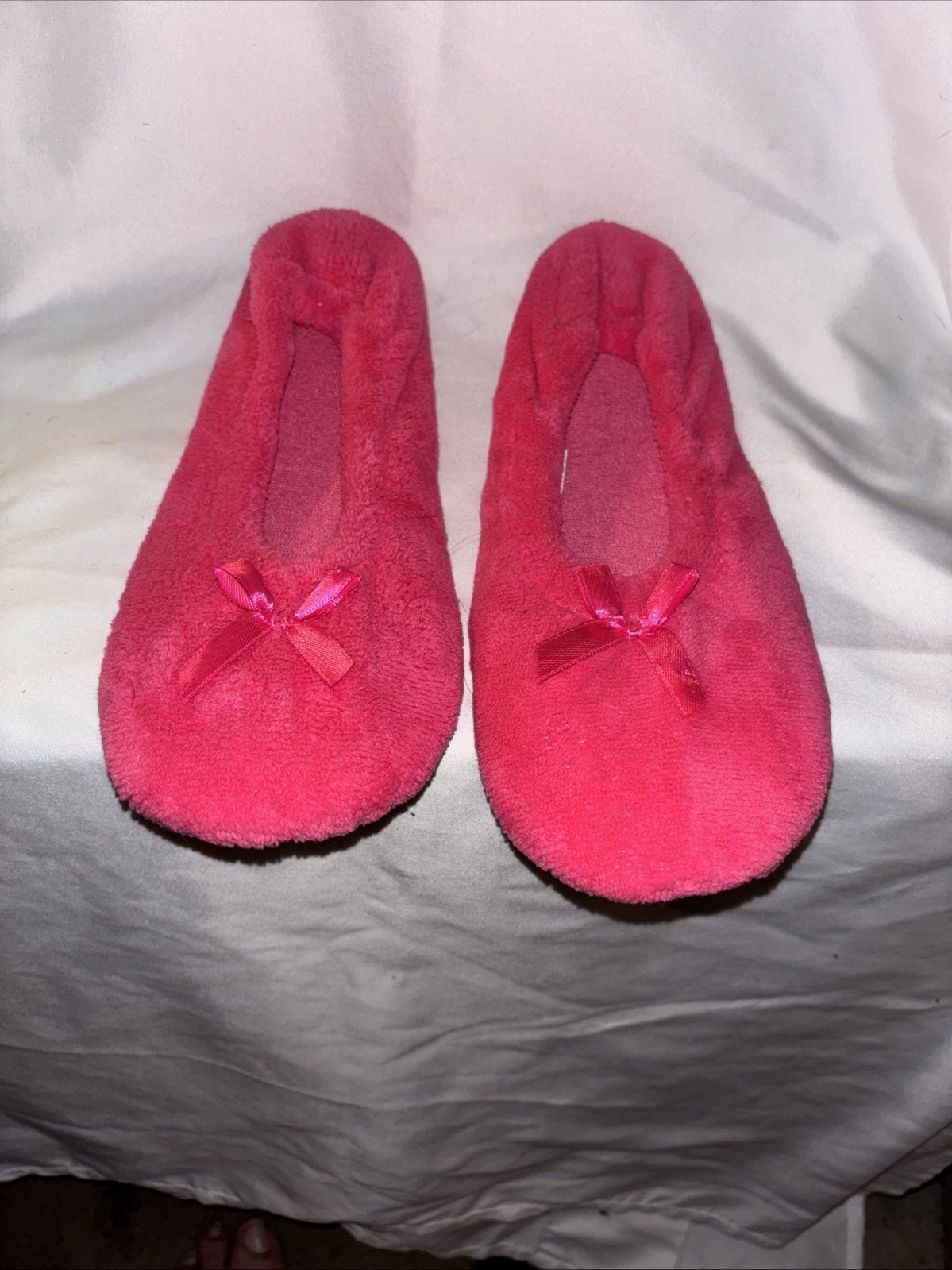 1 PAIR OF HOT PINK WOMEN'S INDOOR COZY BALLET BOW SLIPPER SHOES MEDIUM 11-12