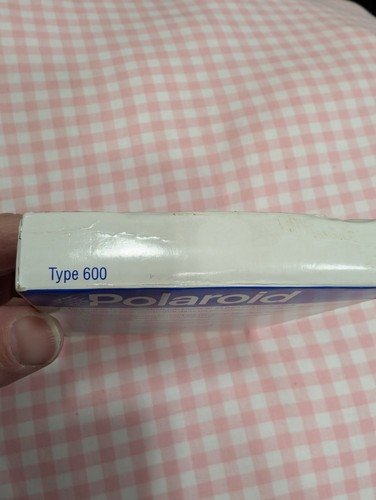 VINTAGE POLAROID TYPE 600 COLOR FILM-SEALED EXP. 02/01-NEW OLD STOCK 12 - Picture 3 of 4