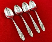 Queen Bess by Oneida Community Silver-Plate Set of 4 Teaspoons 1940's