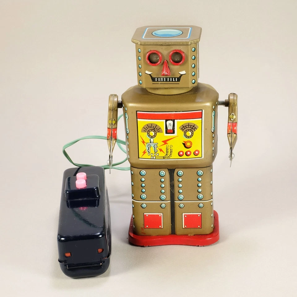 Rare Linemar Golden Robot Tin Toy – Battery-Operated Vintage 1950s Works - Image 2 of 4