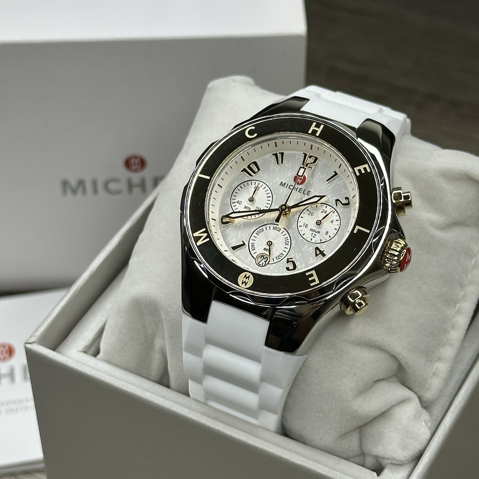 Michele Tahitian Womens Quartz Watch White Dial Sporty Black Silicone MW12D00 Michele Watches - Etsy Denmark main image 4