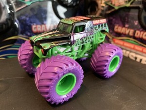 monster jam grim takedown