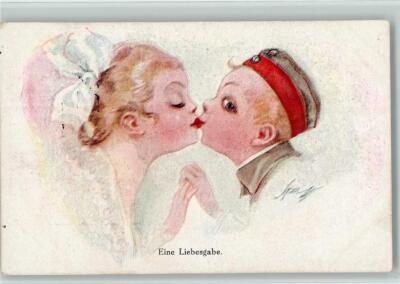 11095989 - A Gift of Love WW I AK Children in Uniform 1918