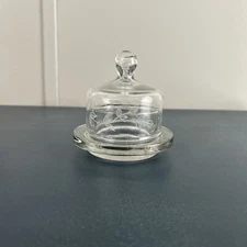 Princess House Heritage Baby Cakes Small Vtg Crystal Covered Butter/Votive Dish