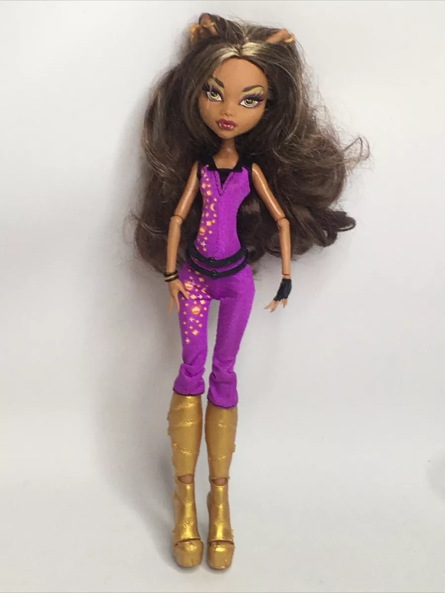 Boneca Monster High Music Festival Clawdeen Wolf usada loose