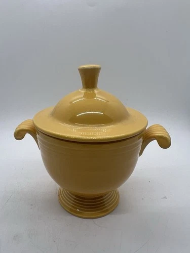 Homer Laughlin Fiesta Yellow Sugar Bowl Sith Lid 5" Tall Fun Art Deco MCM