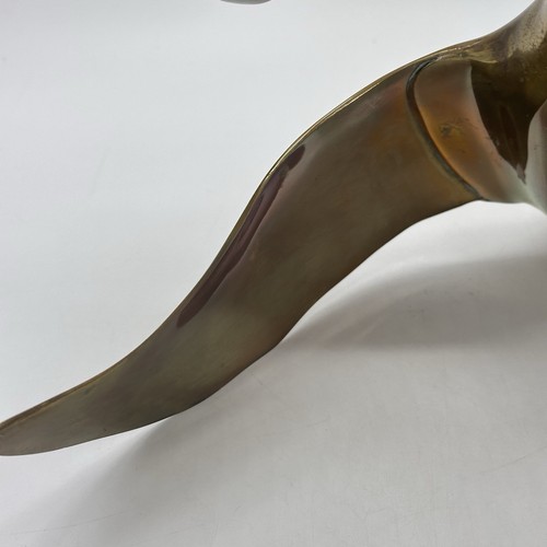 Mid-Century Modern Made In Korea Large Brass Two Ducks in Flight Sculpture - Picture 12 of 17