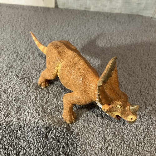 Safari Limited Dinosaur Figure Model Vagaceratops 2012 NWT - Picture 2 of 4