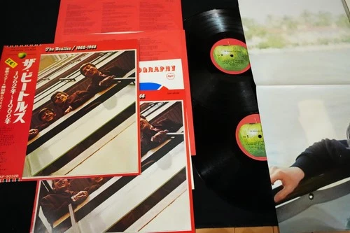 THE BEATLES - 1962-1966 w/POSTER JAPAN VINYL 2LP OBI GATEFOLD EAP-9032B