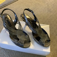 CAPARROS STRAPPY SLINGBACK SANDALS SILVER WEDDING FORMAL SHOES WOMENS SIZE 7B J