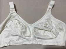 M&S TOTAL SUPPORT COTTON RICH EMBROIDERED NONWIRED FULLCUP Bra In CREAM 38DD