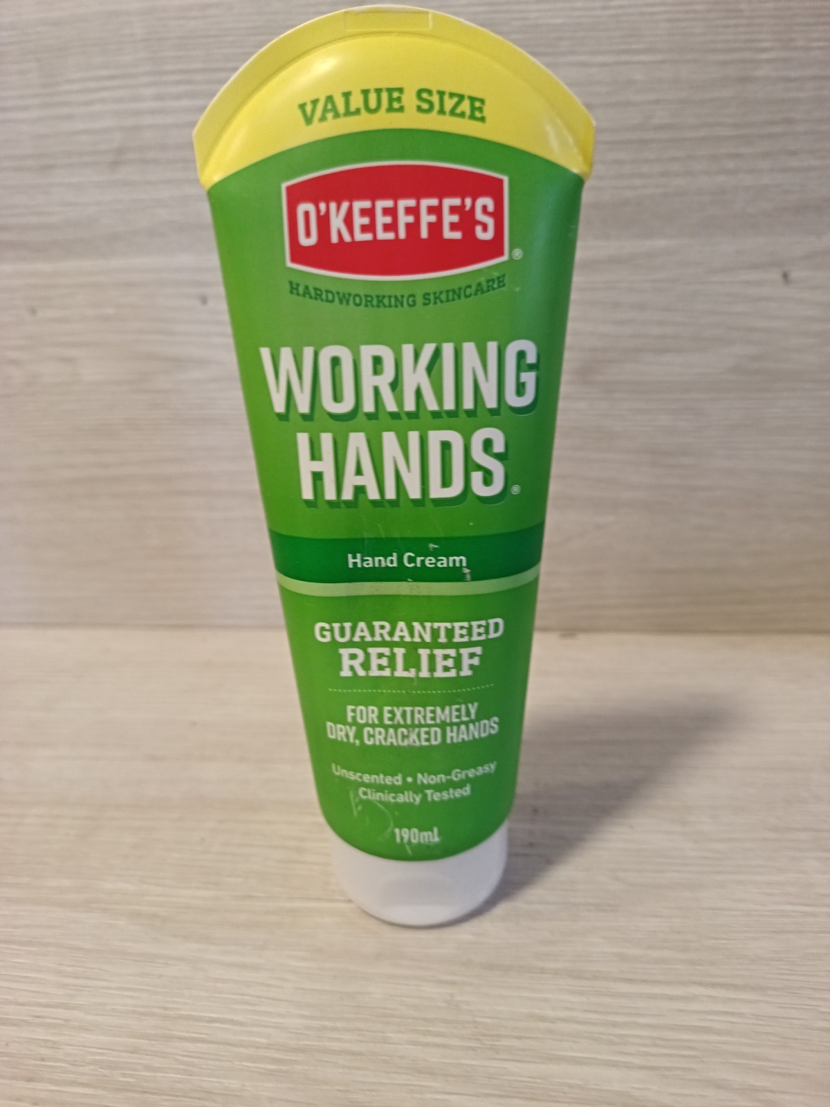 O’Keeffe’s Working Hands Value Tube, 190ml – Hand Cream 190 ml (Pack of 1)