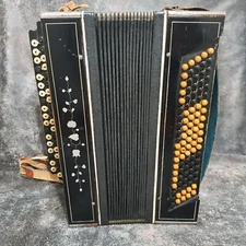 Creminne accardion, vintage accardion, musical instrument