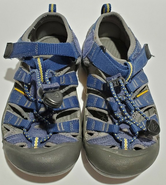 wide feet gold sandals