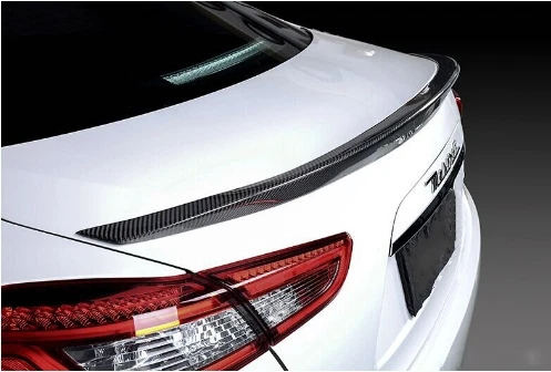 Kit de carrocería de alerón labial trasero de fibra de carbono para Maserati Ghibli 2014-2022 Foto 3 de 4