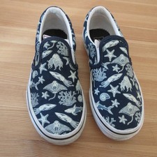 VANS Kids Boys size 2.5 Navy Blue Canvas Slip-On Loafer Sneakers Shark Sea Life