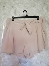 Athleta Skyline II Shorts Belted Pleated Airy Bottoms in Abalone Cream Size 18