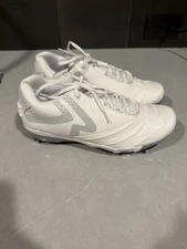 Brand New Women’s Rip-It Cleats