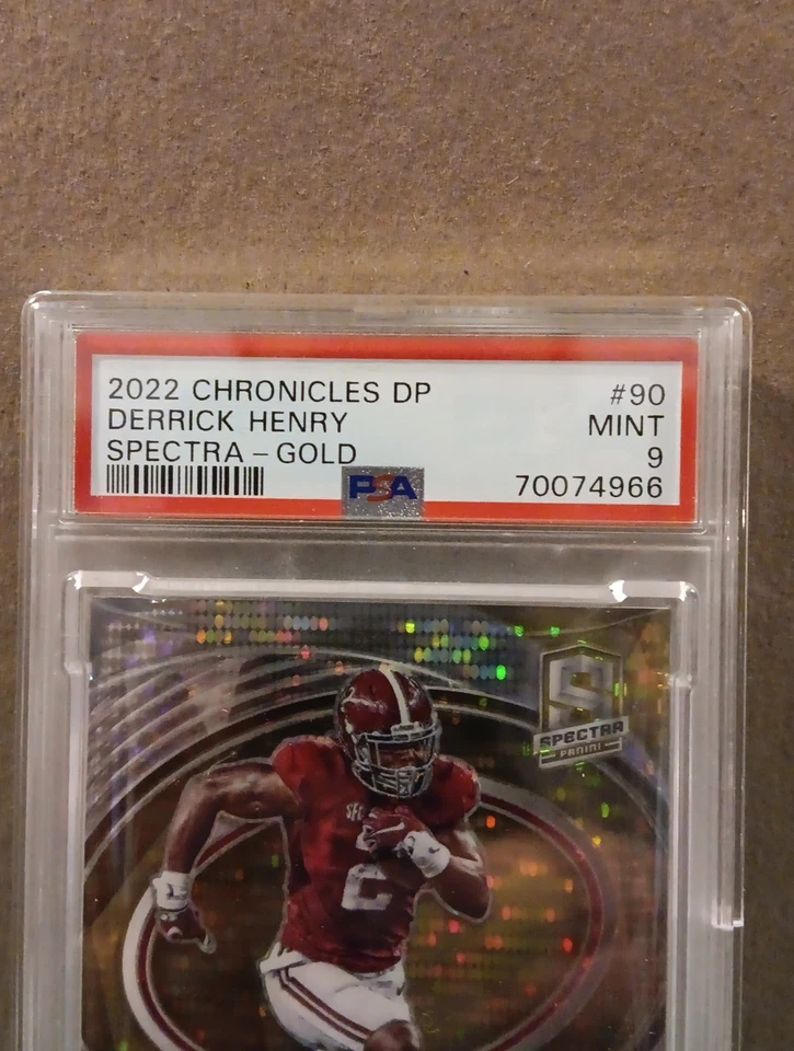 2022 Chronicles Spectra Draft Picks SPECTRA GOLD#90 Derrick Henry 06/10 Alabama - Image 3 of 4