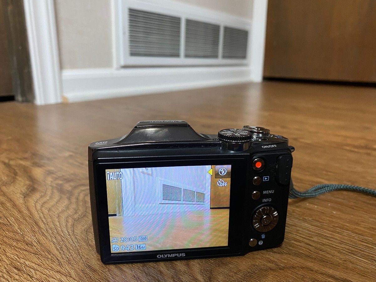Olympus SZ-30MR 16MP Digital Camera CMOS Sensor 24 × Optical